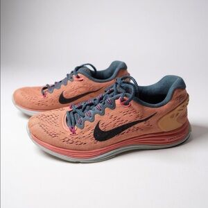 Nike LunarGlide 5 Women's Size 7.5 Running Shoes Peach Pink Distance Sneakers